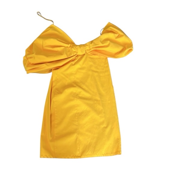 Zara dress,NWT,
Yellow floral bow ,3D, side sleeves,asymmetrical bright yellow - Picture 7 of 16